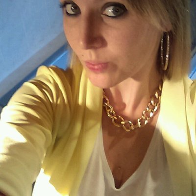 Profile Picture of Melany Dupont (@Mel7400) on Twitter