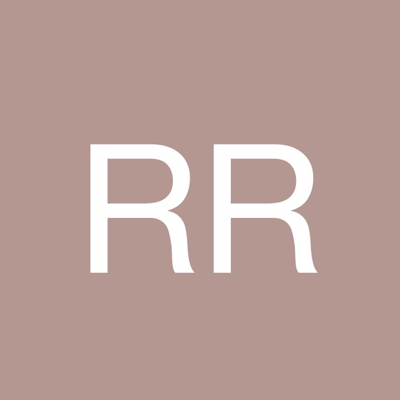Profile Picture of Rayeezonety Rayeezonety (@rayeezonety) on Poshmark