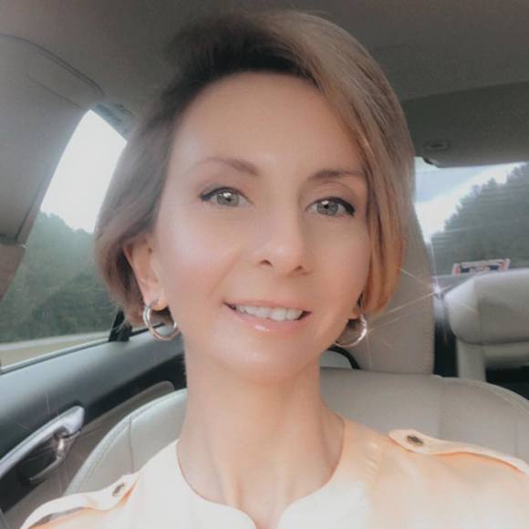 Profile Picture of Tonya Boyles (@tonyaboyles) on Poshmark