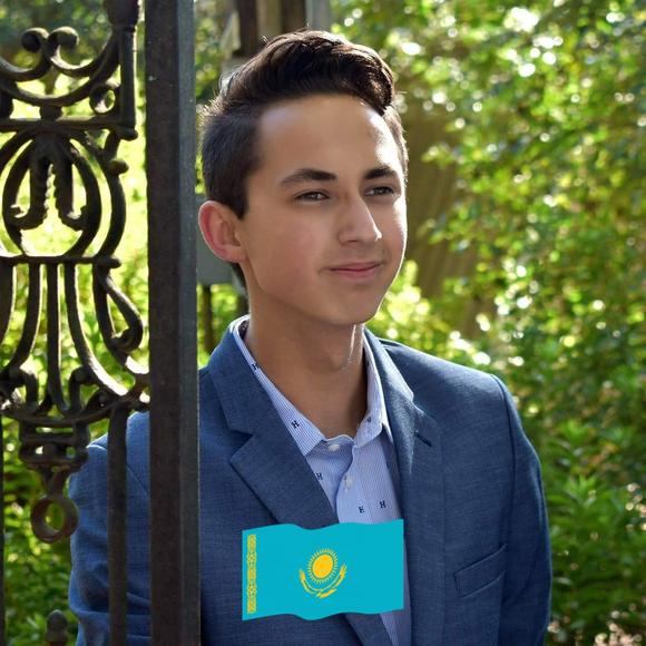 Profile Picture of Tyler Brewster (@tylerbrewster) on Poshmark