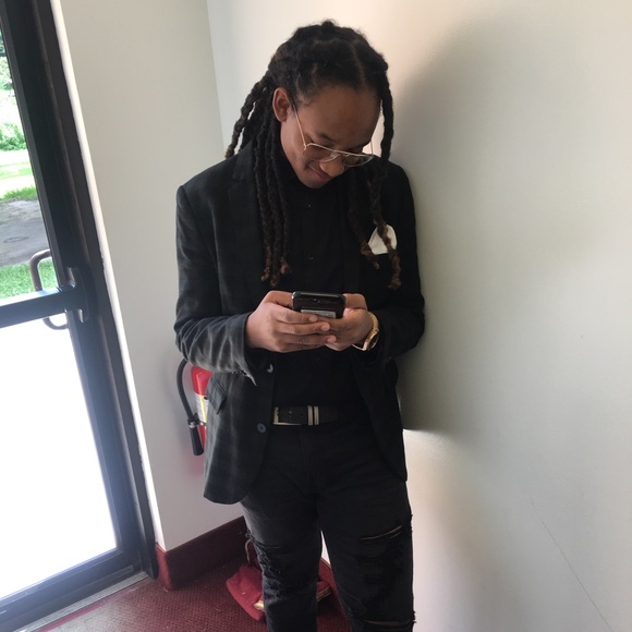 Profile Picture of Micah Stevens (@mckeysteve) on Poshmark