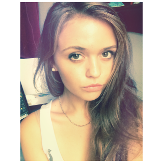 Profile Picture of Caroline Copeland (@CarolineLA1995) on Twitter