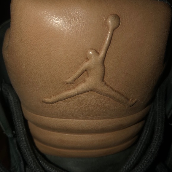 Profile Picture of Robert Passalacqua (@r_passalacqua) on Poshmark