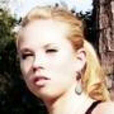 Profile Picture of Charmaine Schroeder (@charmaineschro2) on Twitter