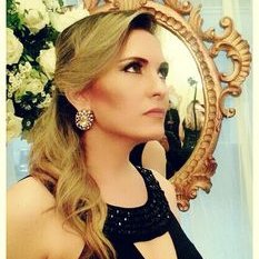 Profile Picture of Poliana Limaon Twitter