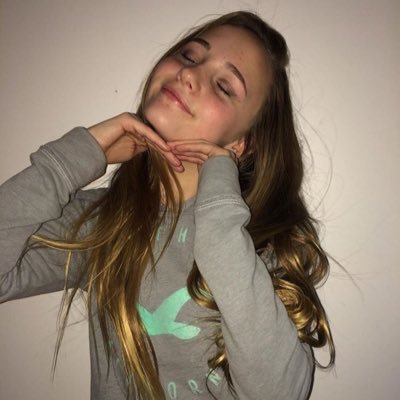 Profile Picture of Gracie Flowers (@gracieflowers13) on Twitter