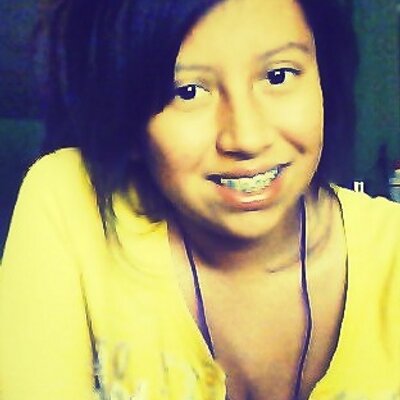 Profile Picture of Diana Aparicio (@dianaaparicio9) on Twitter