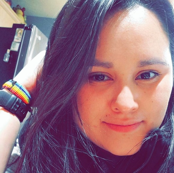 Profile Picture of Sandra Barron (@cecylalo22) on Poshmark