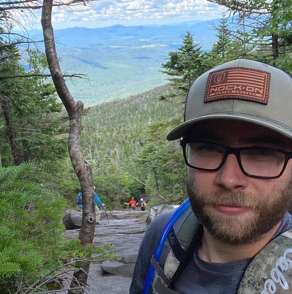 Profile Picture of Mark Leubner (@markleubner) on Poshmark