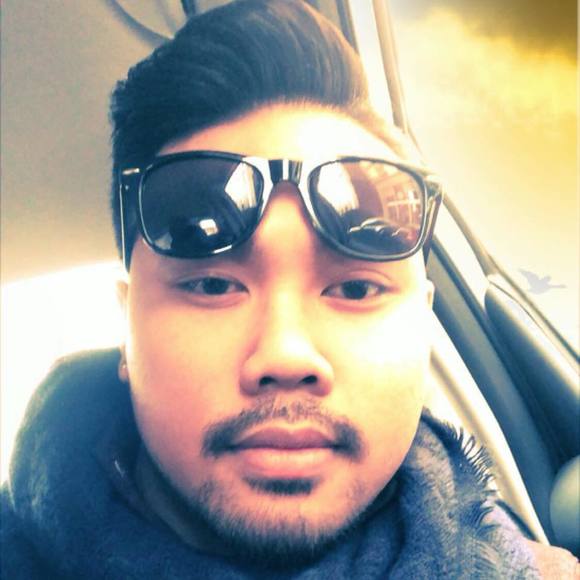 Profile Picture of John Boriboun (@johnboriboun) on Poshmark