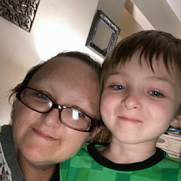 Jess Lipschutz - Poshmark Profile Picture of Jess Lipschutz (@kernlipschutz) on Poshmark