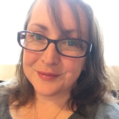Profile Picture of Cheryl Quine (@MissSequin) on Twitter