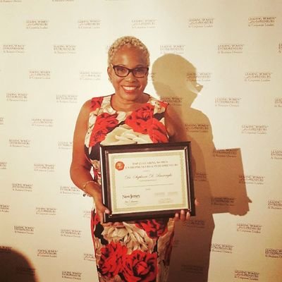 Profile Picture of Stephanie Burroughs (@Stephan24939514) on Twitter