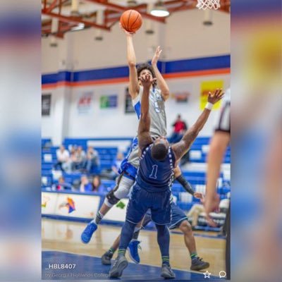 Profile Picture of Michael Vargas  🏀 🇩🇴 (@michaelvargas__) on Twitter