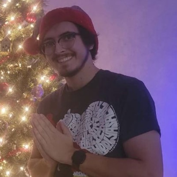 Profile Picture of Vincent Mcdaniel (@vamcdaniel) on Poshmark