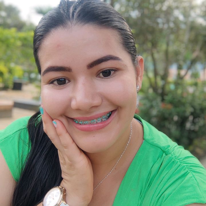 Profile Picture of Yuliana Cabrera (@yulianacabrera1) on Tiktok