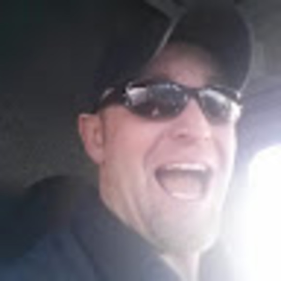 Logan Chadsey - Poshmark Profile Picture of Logan Chadsey (@loganchadsey) on Poshmark