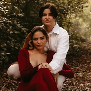 Carol e Ártemis - Tiktok Profile Picture of Carol e Ártemis (@cmstorch) on Tiktok