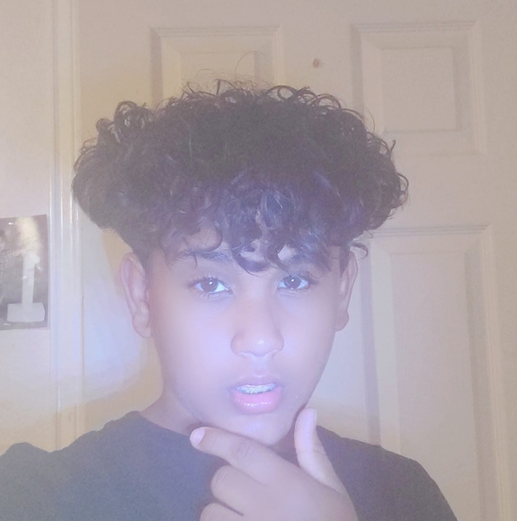 Profile Picture of Fernando Torrez (@fernandotorr691) on Poshmark