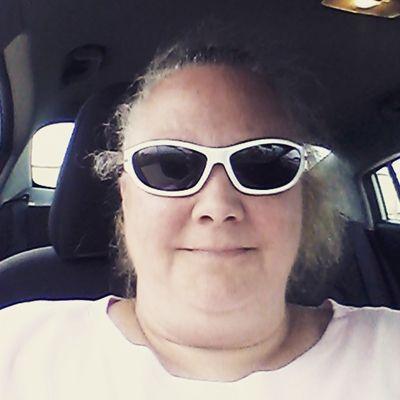 Profile Picture of Cathy Steiner (@cathy98712) on Twitter