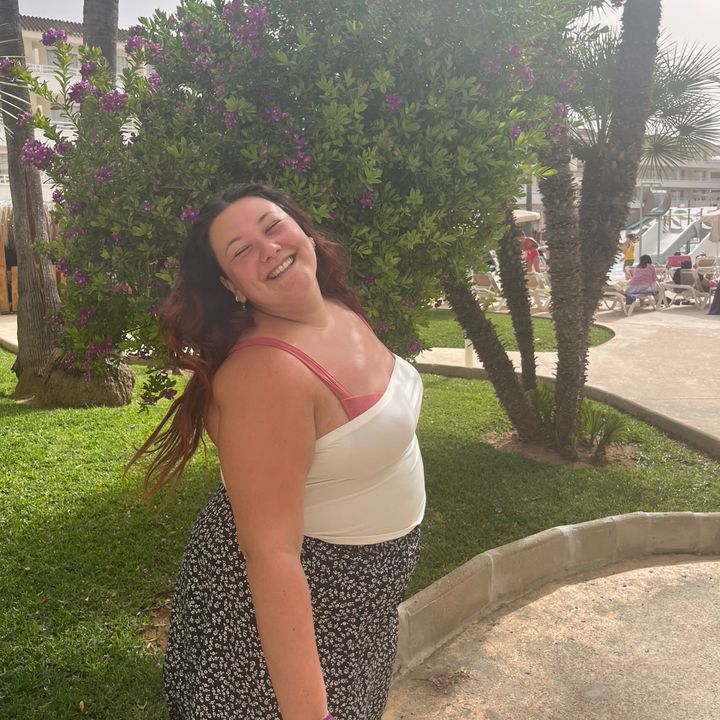 Profile Picture of Laulau (@__laurawdr) on Tiktok