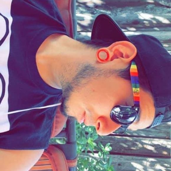 Profile Picture of Raymond Montoya (@rmontoya92) on Poshmark