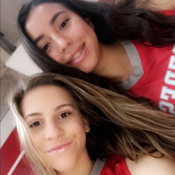 Profile Picture of Cheralyn Durossette (@cheralyn228) on Poshmark