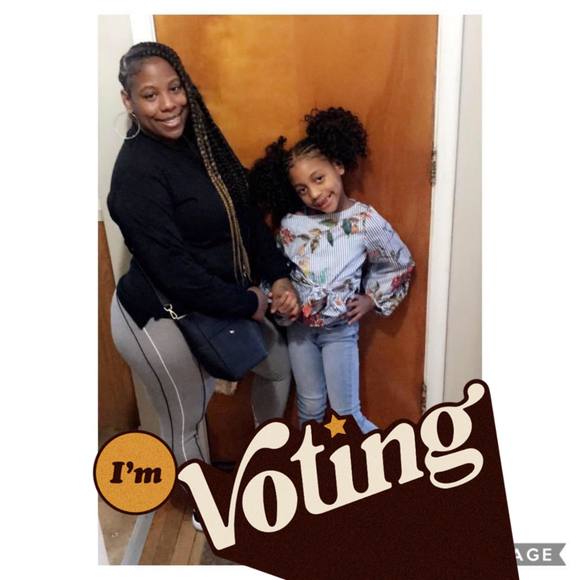 Profile Picture of Deanna Jones prather (@deannap29) on Poshmark