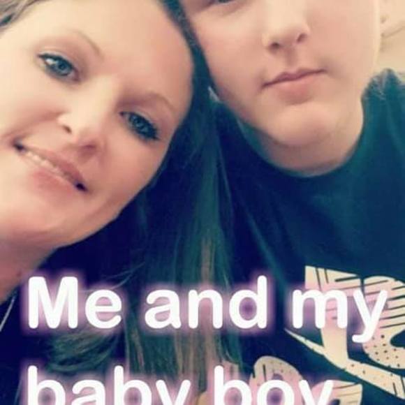 Profile Picture of Crystal Scroggins (@crystalscroggin) on Poshmark