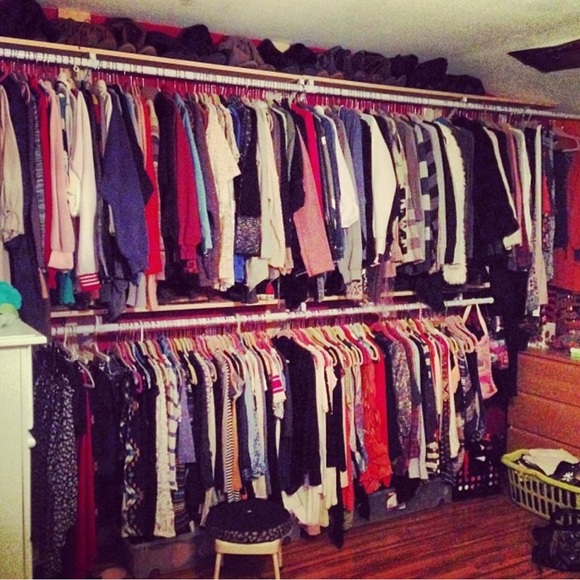 Profile Picture of Alex Lasek (@alexandraaa098) on Poshmark