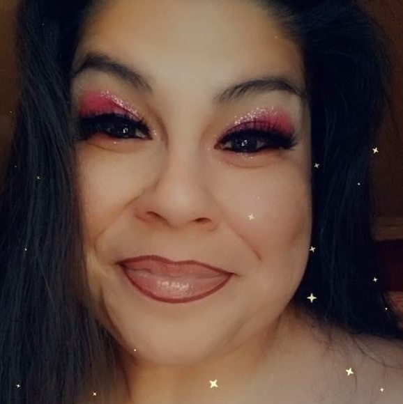 Profile Picture of Ruby Esparza (@rubyesparza956) on Poshmark