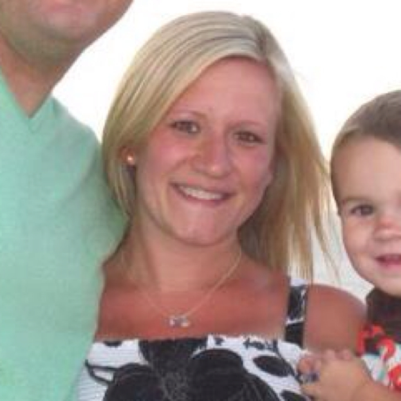 Profile Picture of Jessica Solarino (@jsolarino) on Poshmark