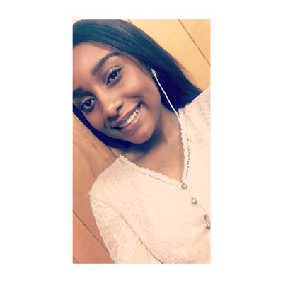 Profile Picture of Destinee Roberts (@Destin8ionnn) on Twitter
