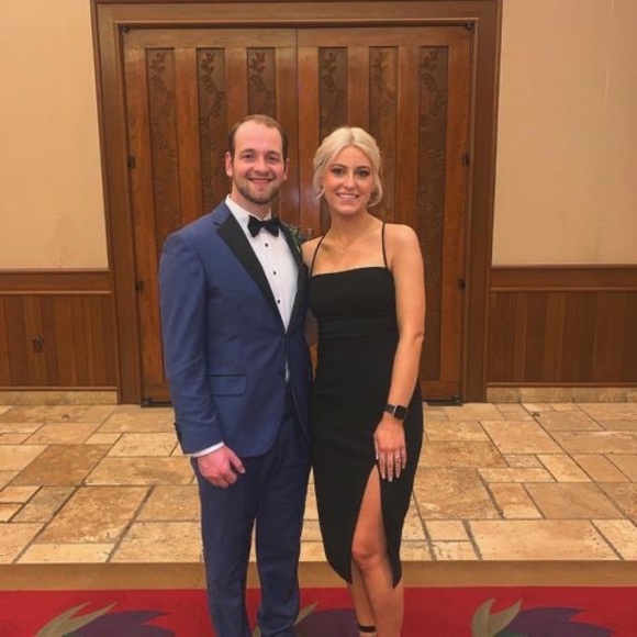 Katelynn Harris - Poshmark Profile Picture of Katelynn Harris (@katieharris233) on Poshmark