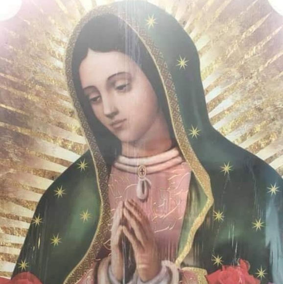 Profile Picture of Merche Chávez (@merchec) on Poshmark