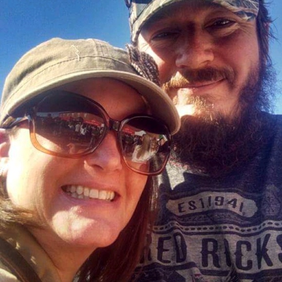 Profile Picture of Vanessa Baronner (@baroness71) on Poshmark