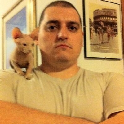 Profile Picture of Enrico Rinaldi (@EnricoTiroide) on Twitter