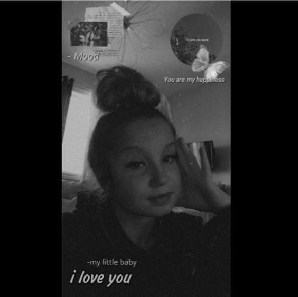 Profile Picture of Alexane Trottier (@alexane2006) on Poshmark