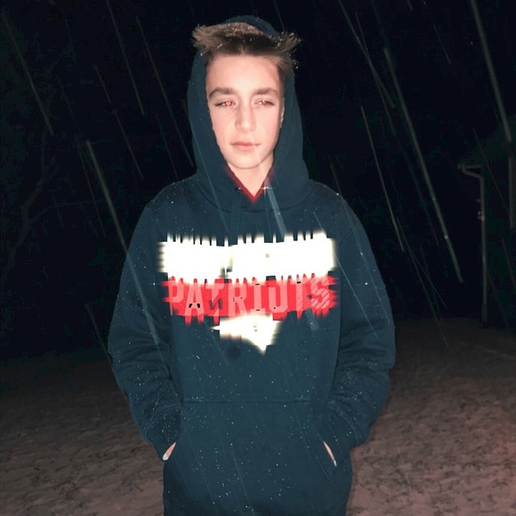 Profile Picture of Daniel Turok (@dan_2rocks) on Poshmark