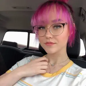 Profile Picture of Lisa ponikarski (@lisaponikarski) on Tiktok