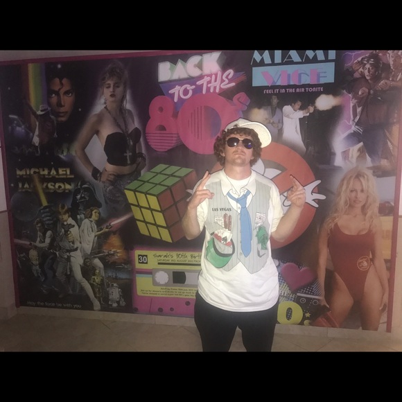 Buddy Semken - Poshmark Profile Picture of Buddy Semken (@flolife24) on Poshmark