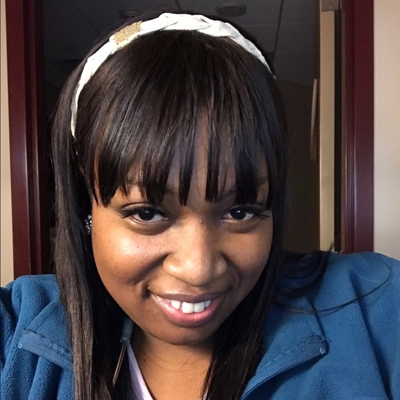 Profile Picture of Tamara Joseph (@tamieldine07) on Poshmark
