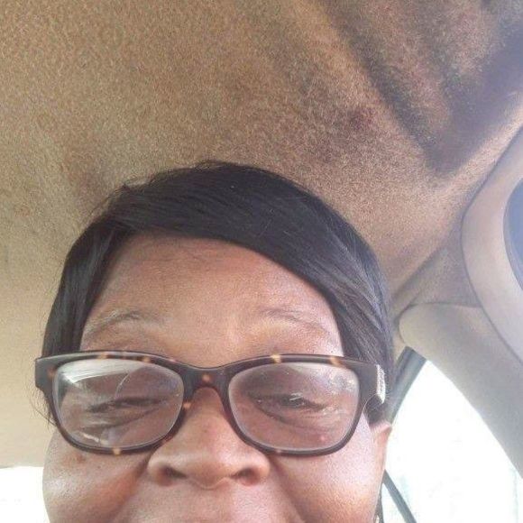 Profile Picture of Lisa Fletcher (@supercheese1030) on Poshmark