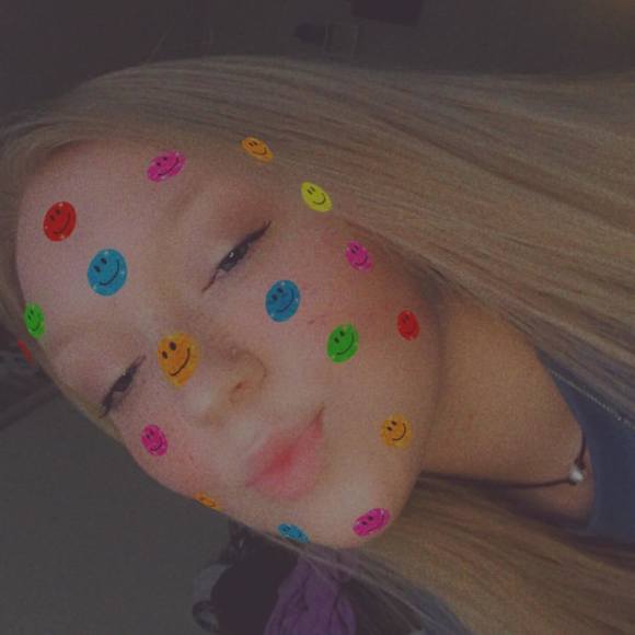 Profile Picture of Sabria Spry (@sabriaspry) on Poshmark