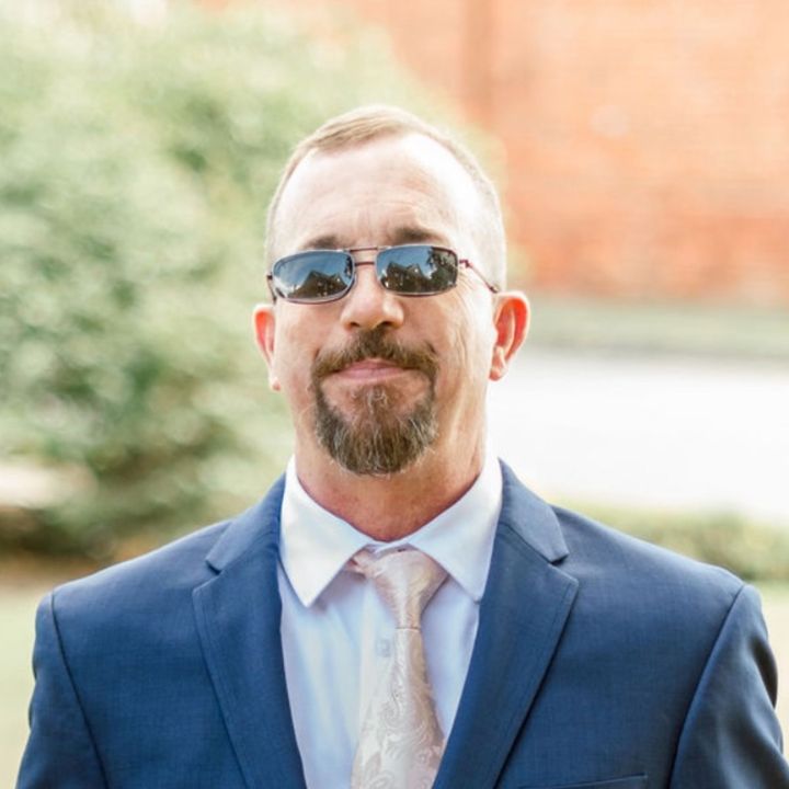 Profile Picture of Tim Privett (@timprivett) on Tiktok