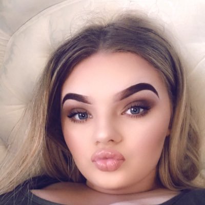 Profile Picture of Lia Patterson (@liapatterson14) on Twitter