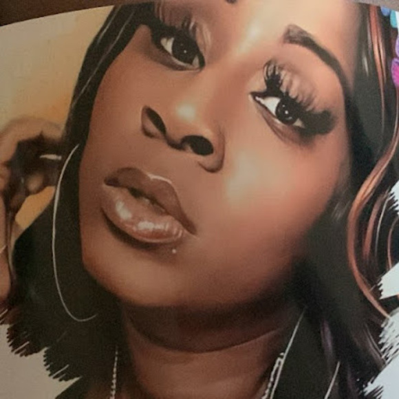 Profile Picture of Tianna Woodson-clark (@tiannaclark2010) on Poshmark