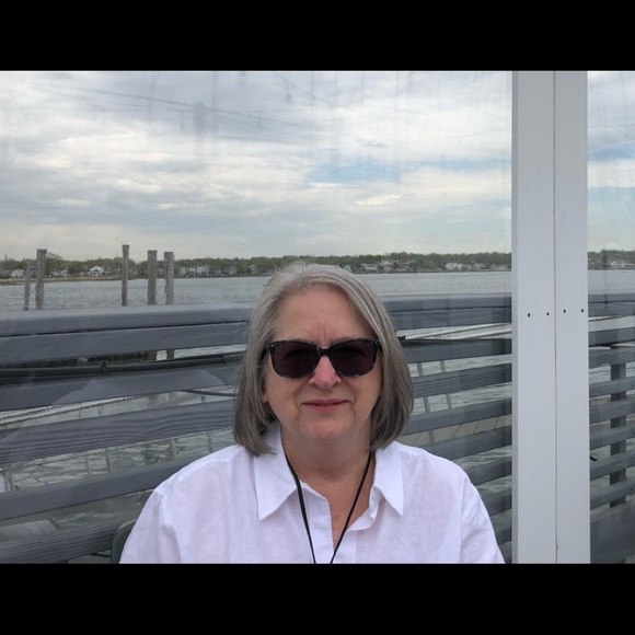 Profile Picture of Fran Machen (@spitfire47) on Poshmark