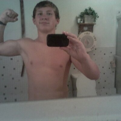 Profile Picture of Alex Mcdougald (@JohnDeereBoy15) on Twitter