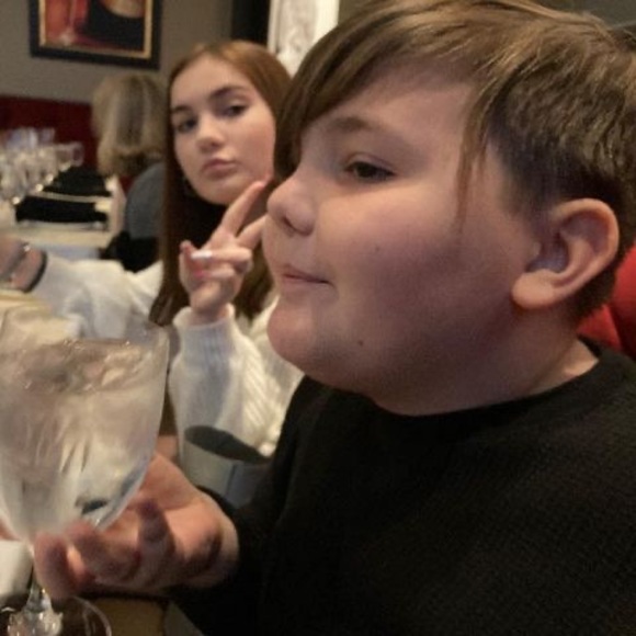 Profile Picture of Amber England (@amberengland298) on Poshmark